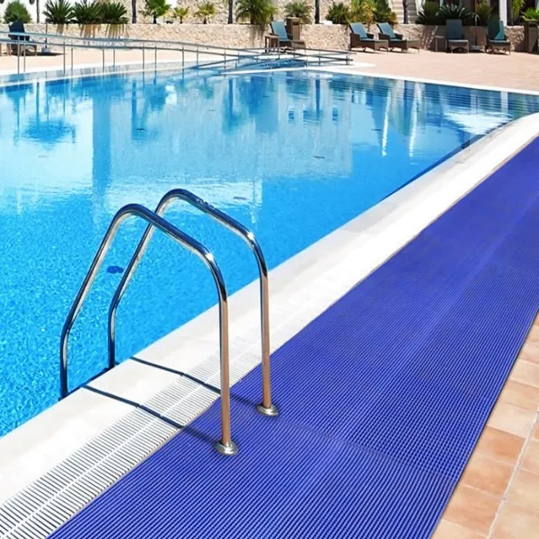 Non-slip blue swimming pool mat in Dubai